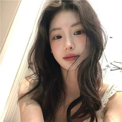 卡美拉对深海怪兽吉古拉